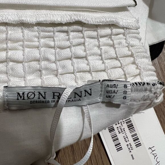 MonRenn Black and white coast crop top - Picture 6 of 6